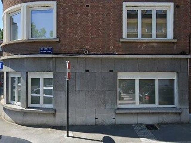 100 m2 apartment for rent in Charleroi