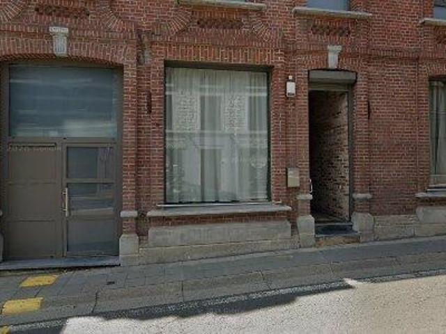100 m2 apartment for rent in Châtelet