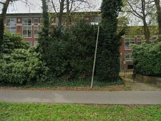 100 m2 apartment for rent in Deventer