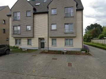 100 m2 apartment for rent in Evergem