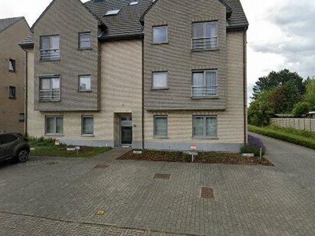 100 m2 apartment for rent in Evergem