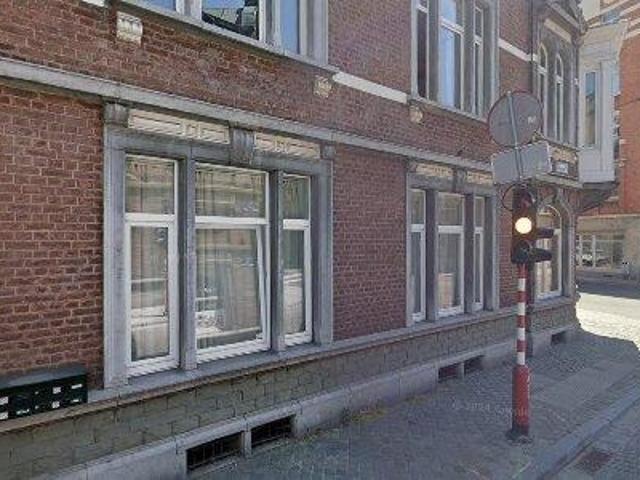 100 m2 apartment for rent in Luik