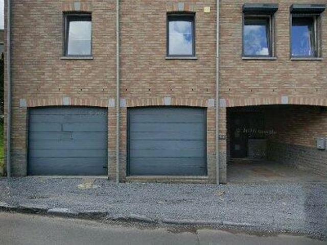 100 m2 apartment for rent in Luik