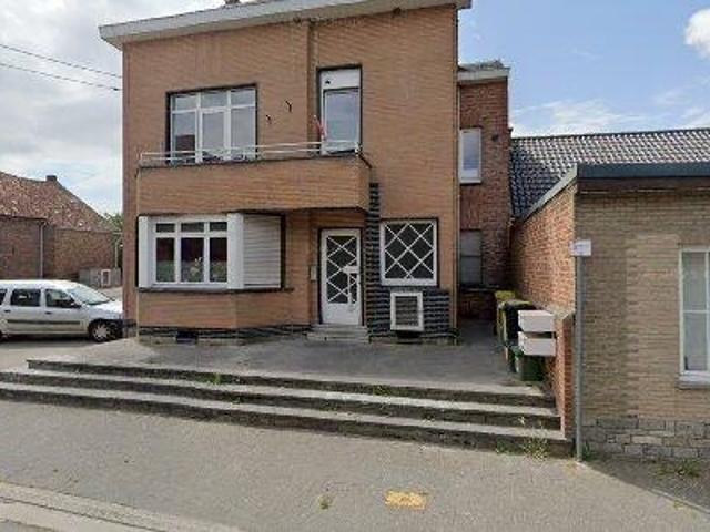 100 m2 apartment for rent in Lijsem