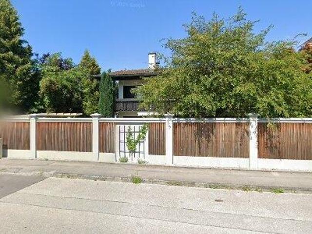 100 m2 apartment for rent in Rosenheim