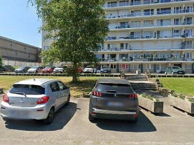 100 m2 apartment for rent in Seraing
