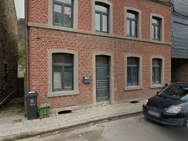100 m2 apartment for rent in Trooz
