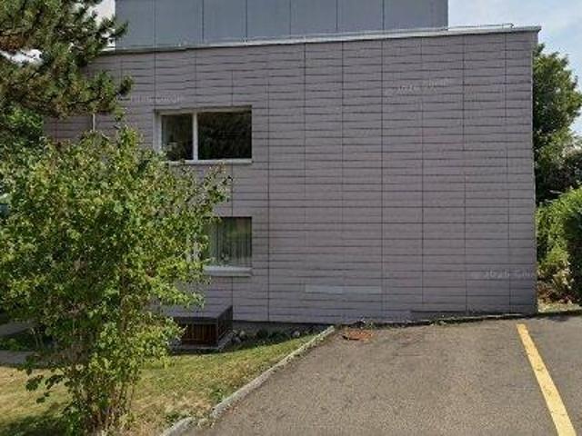 100 m2 apartment for rent in Uster