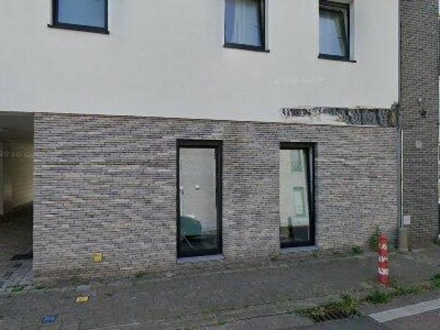 100 m2 apartment for rent in Waregem