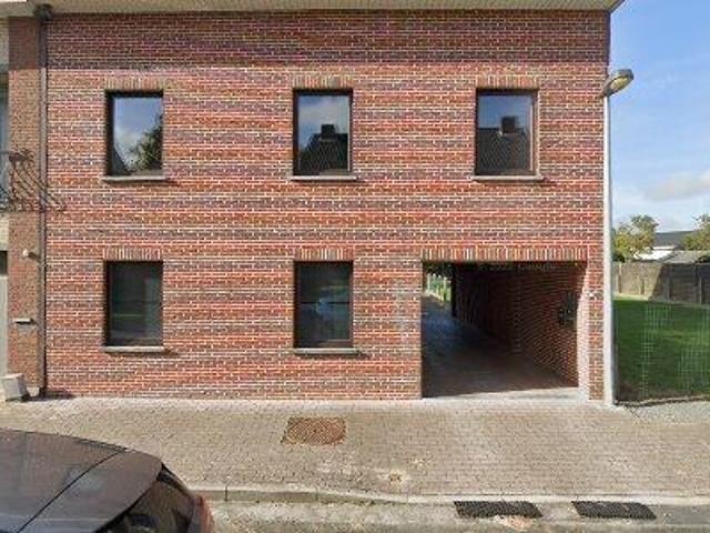 100 m2 apartment for rent in Zottegem