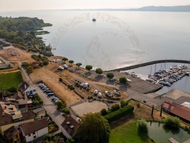 100 m vom See entfernt Komplett renoviertes charmantes Haus mit Garten