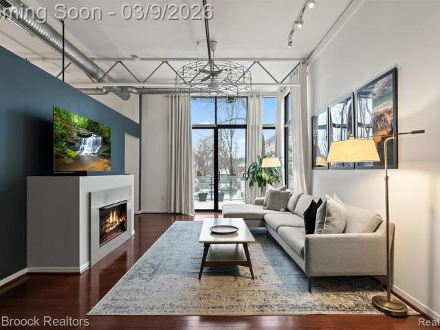 100 N Center Street # 204