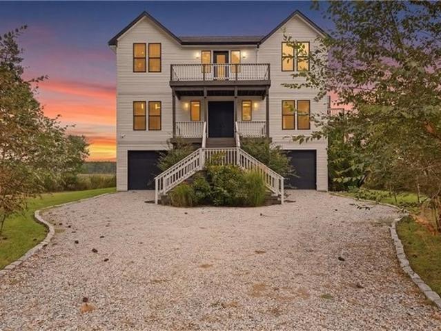 100 N Lawson Rd, Poquoson, VA 23662