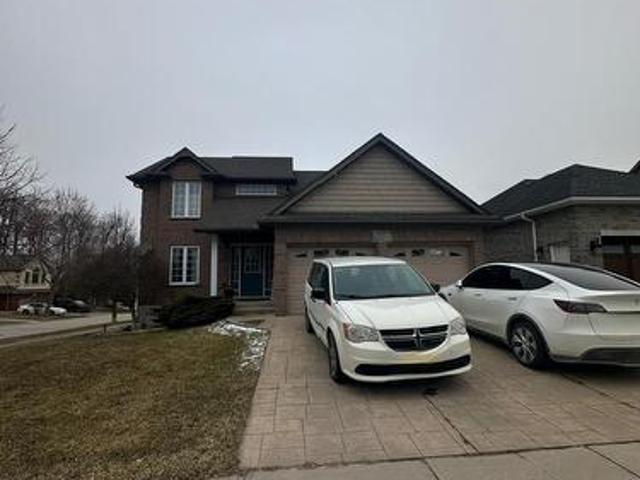 100 Southview Court, Woodstock, ON, N4S 9A5 house for sale | Listing ID X13533 | Royal LePage