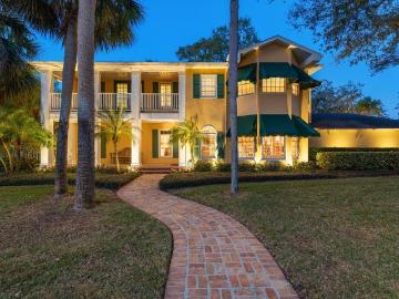 100 Sarasota Rd, Belleair, FL 33756 | MLS #TB8484