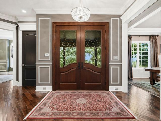100 Silver Pines