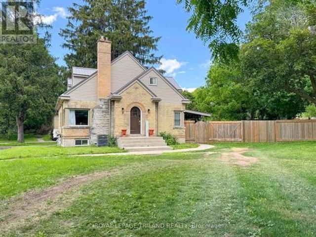 100 Sunset Drive, St. Thomas, ON, N5R 3B6 house for sale | Listing ID X13471 | Royal LePage