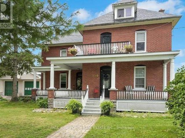 100 Poole Street, Mcnab/Braeside, ON, K7S 1J2 house for sale | Listing ID X13815 | Royal LePage