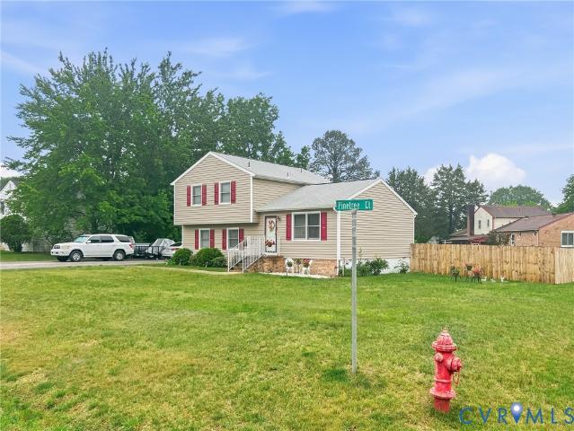 100 Pinetree Court