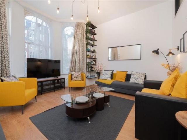100 Redcliffe Gardens, London, SW5 0DU, United Kingdom | 3 bed apartment for rent #139621707 | Rentberry