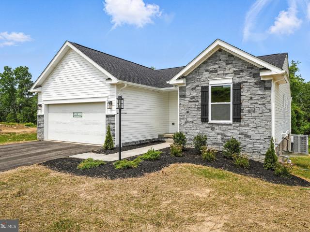 100 Regent Cir, Hagerstown, MD 21742 | MLS #MDWA2037