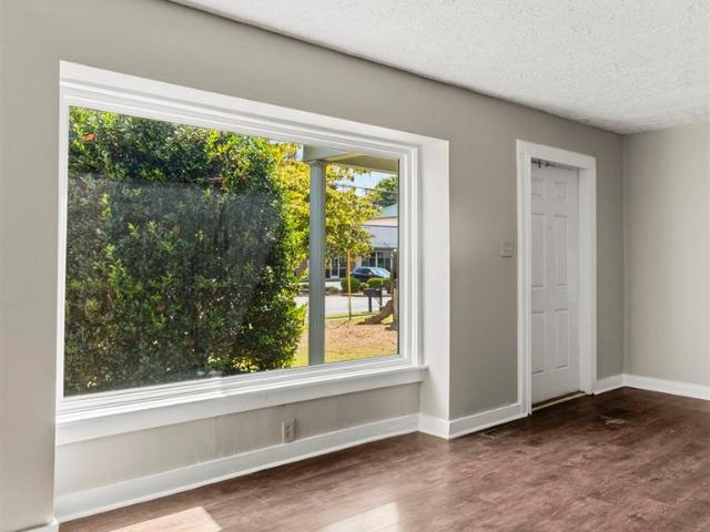 100 Riverwood Avenue