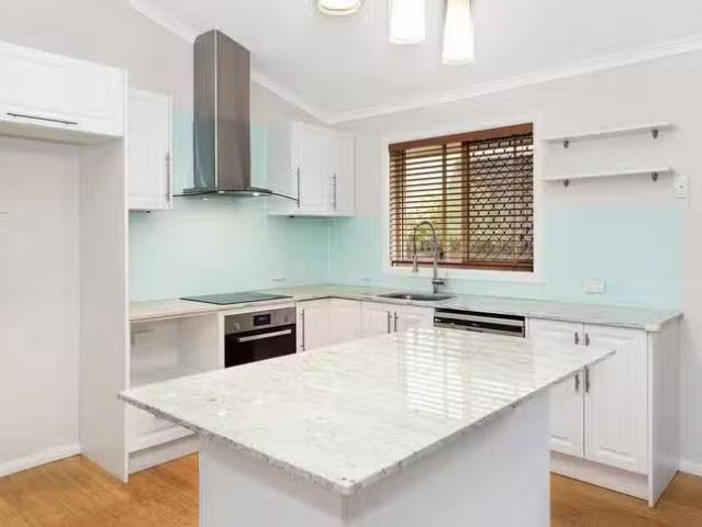 100 Riverbend Drive, Douglas, QLD 4814