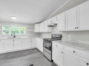 100 Riverbreeze Road