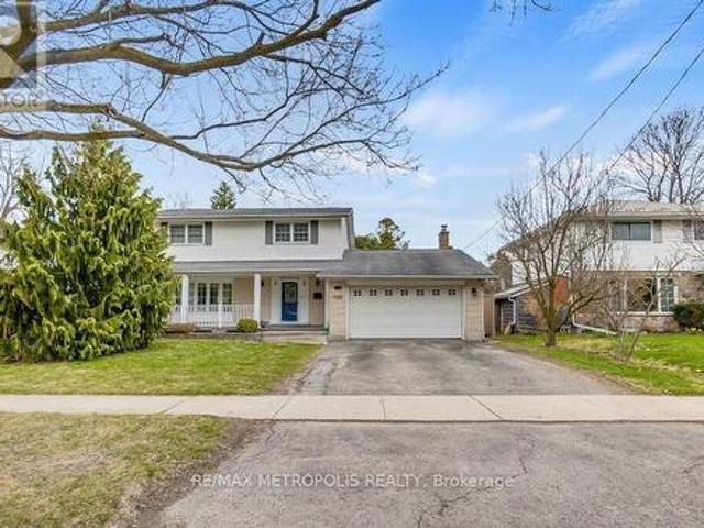 100 Warren Road, Kitchener, ON, N2M 4T4 house for sale | Listing ID X13697 | Royal LePage