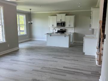100 Wynlake Way