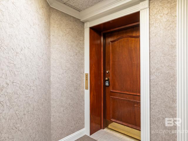 100 Tower Drive UNIT 903 904