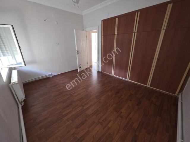 100. Yıl Mahallesinde Kiralık 3+1 Daire