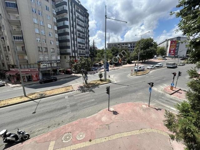 100. Yıl Blv. Satılık 2+1 Daire