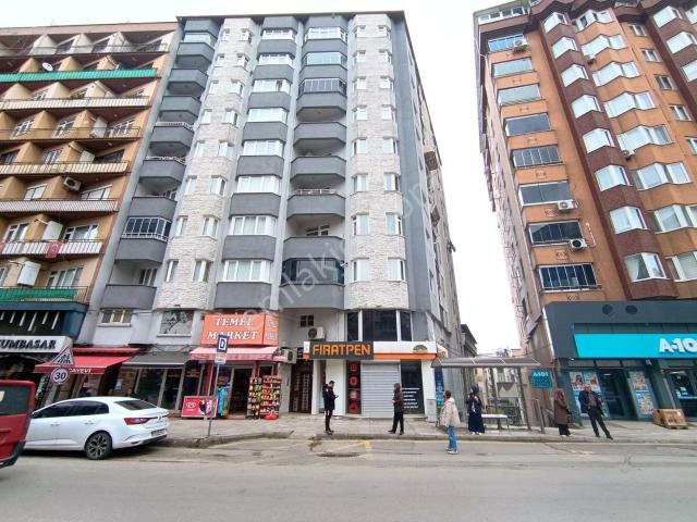 100.yılbulvarı Asansörlü Balkonlu 3+1 4.kat Arakat Satılık Daire