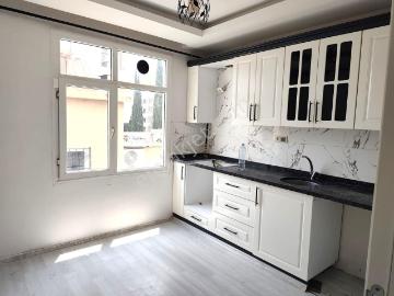 100.yılda 3. Kat,2+1,kapalı Mut. Kiralık Doğalgazlı Müstakil Ev