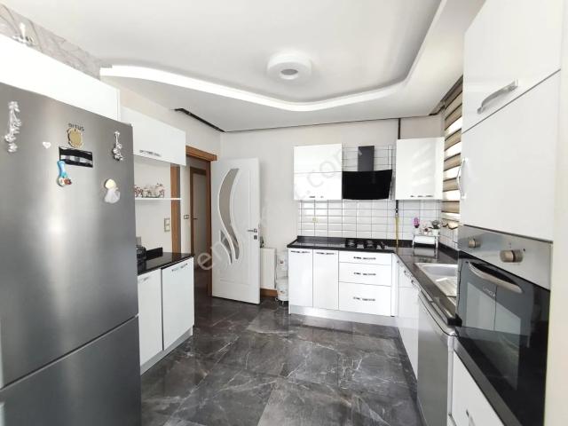 100.yılda,5.kat,kapalı Mut cam Balkon,doğalgazlı Satılık Daire