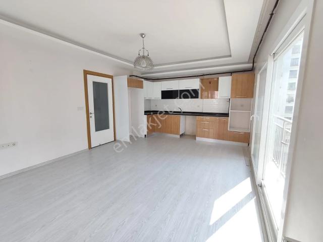 100.yılda,6.kat,3+1,açık Mut doğalgazlı,kiralık Daire