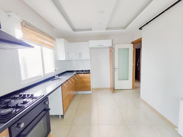 100.yılda,beyzade K.civ 3+1,kapalı Mut.doğalgazlı Kiralık Daire