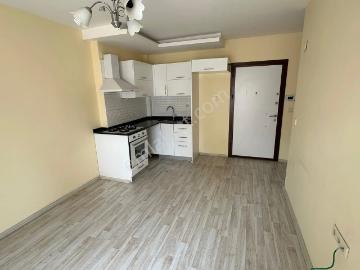 100.yılda,diş Has.civ 3.kat,2+1,açık Mut.kiralık Daire