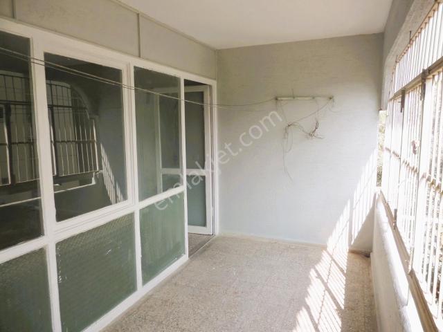 100.yılda,diş Has.yanı Uygun Fiyatta 2.katı,kiralık Daire