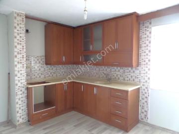 100.yılda,doğalgazlı,parkeli,4.kat,yeni Çatılı Kiralık Daire