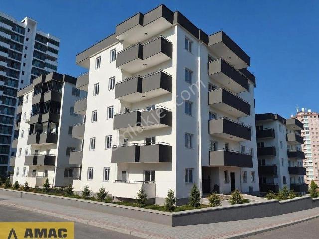 100.yıl'da Yatay Mimari Sıfır Oturuma Hazır 2+1 Ç.bnyo Az Katlı Satılık Daire