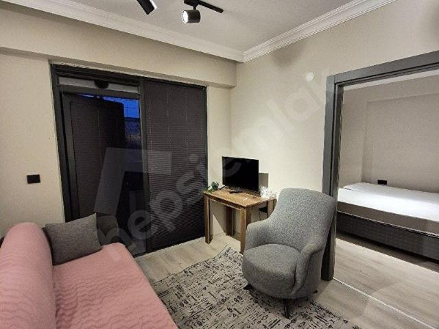 100. YIL MAHALLESİNDE LÜKS FULL EŞYALI 1+1 KİRALIK DAİRE