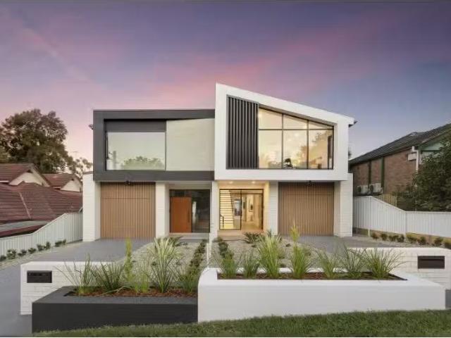 100B Charles Street, Putney Townhouse for rent Listed by Jaci.