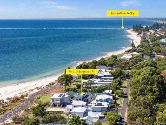 100m to the Water's Edge: Busselton's Premier Coastal Hideaway