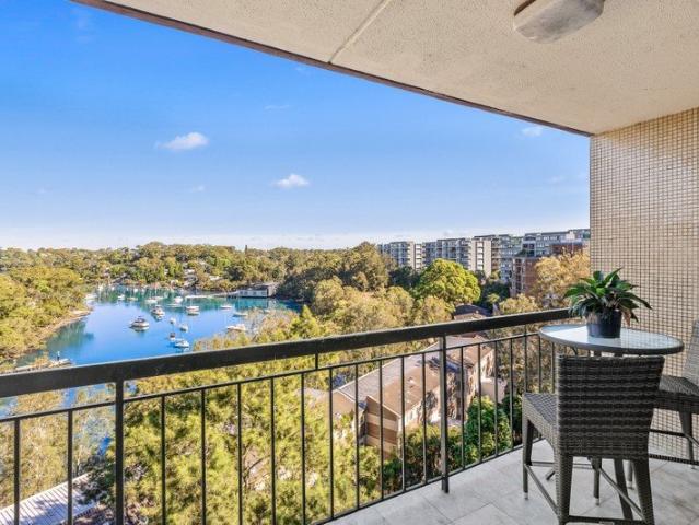 93+sqm + Garage, Premium Apartment with Uninterrupted Water Views