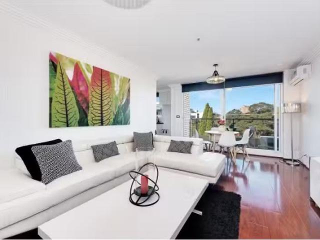 10/140 Wycombe Road, Neutral Bay Apartment for rent Listed by.