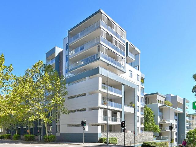 101/42 Rider Boulevard, Rhodes Apartment