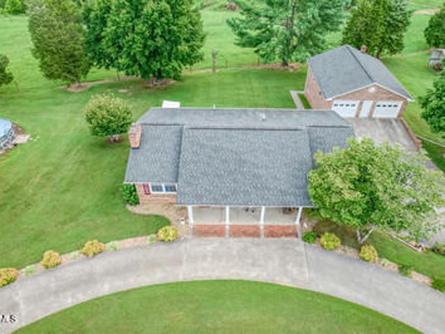 1014 Cedar Hills Drive