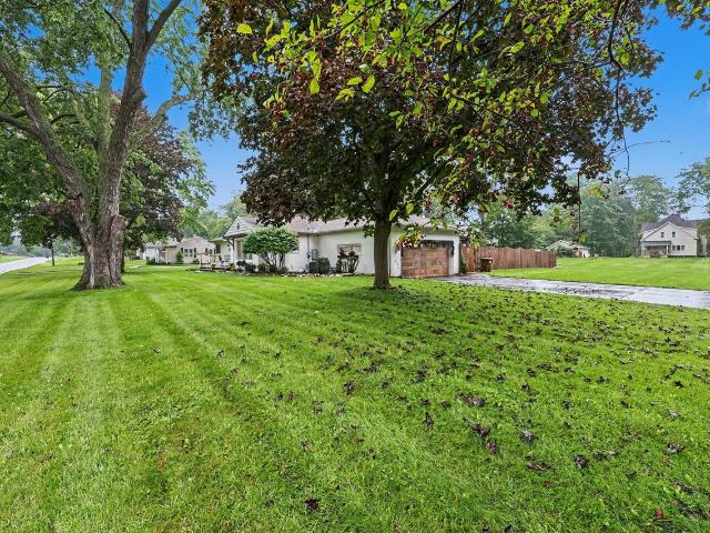 1014 Crestwood Lane